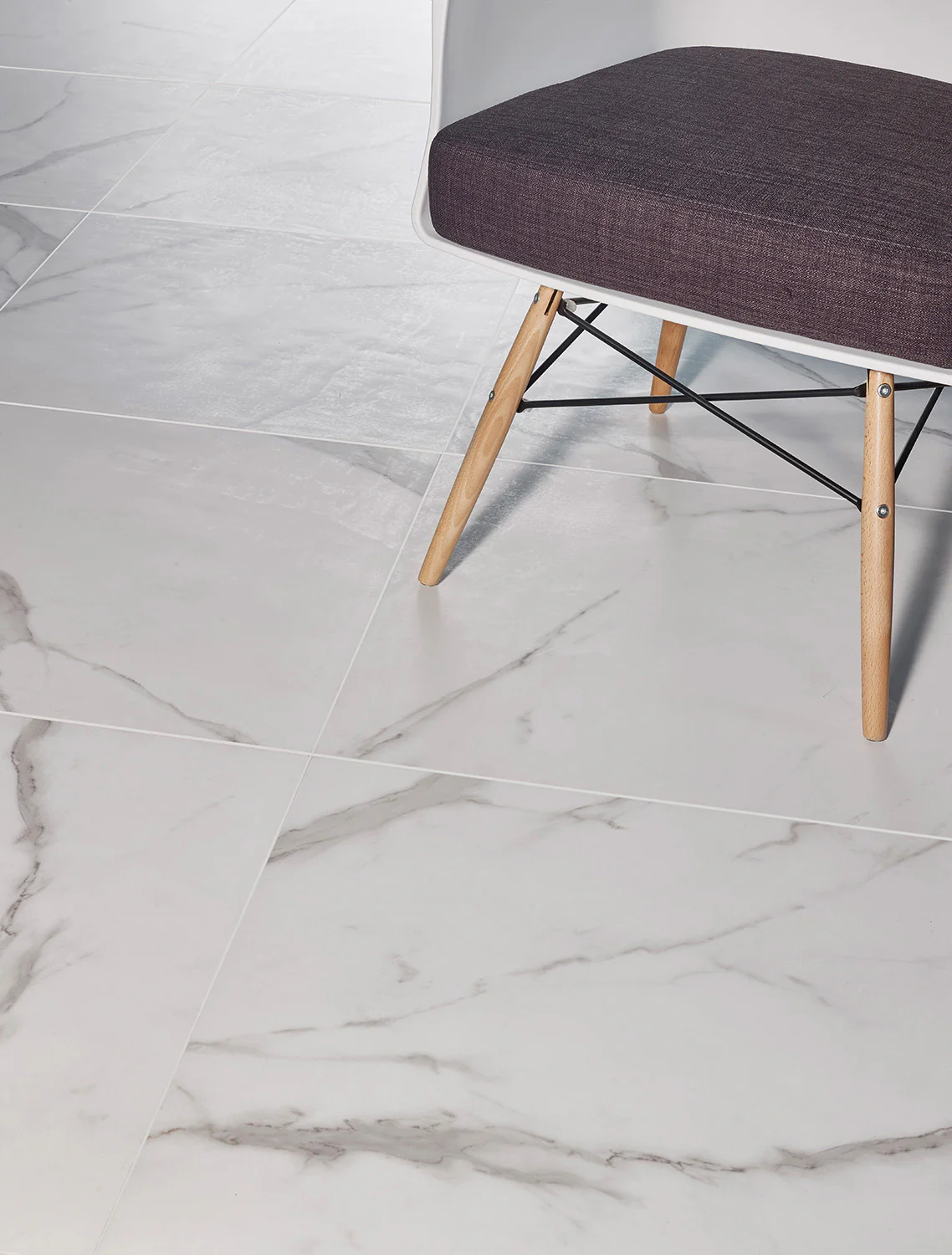 Cava Bianco 24X24 Statuario Brushed - Image 2