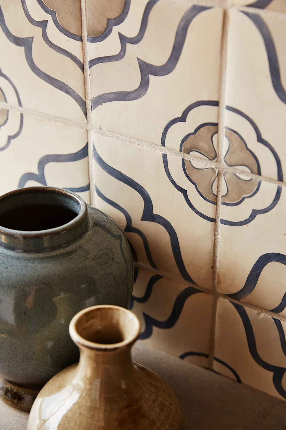 Duquesa Jasmine Deco 4-5/8X4-5/8 Mezzanotte Matte - Image 2